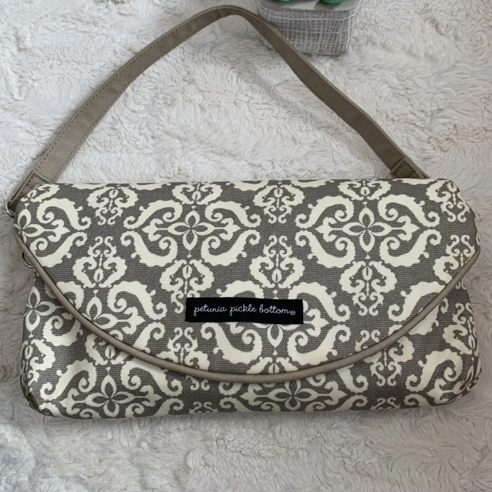 PETUNIA pickle bottom paisley black/gray diaper bag and gray/white wipes clutch